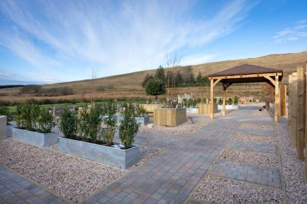 Path from Larch Garden to the Pergola